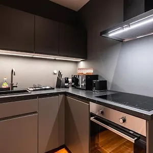 authentic-apartment-next-to-schwedenplatz.vienna-besthotels.com/